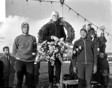 Schaatskampioenschappen op de Jaap Edenbaan te Amsterdam v.l.n.r. C. Geijsen , S, Bestanddeelnr 917-3005