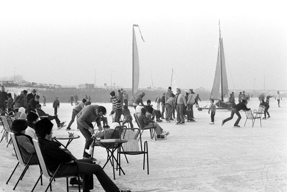 Schaatsen en ijszeilen op Gouwzee, Bestanddeelnr 923-0954