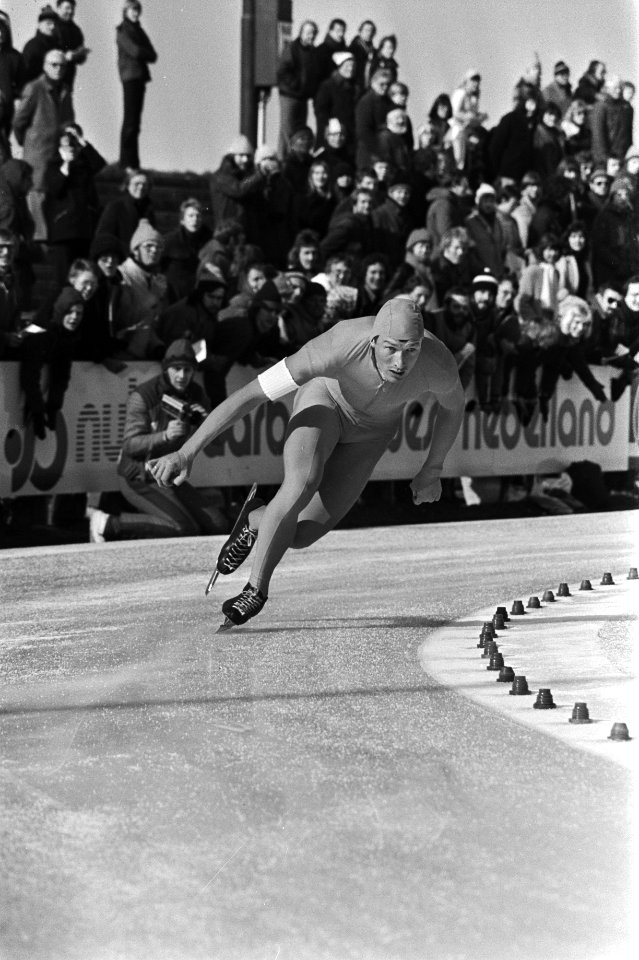 Schaatser Jos Valentijn in actie, Bestanddeelnr 929-0478