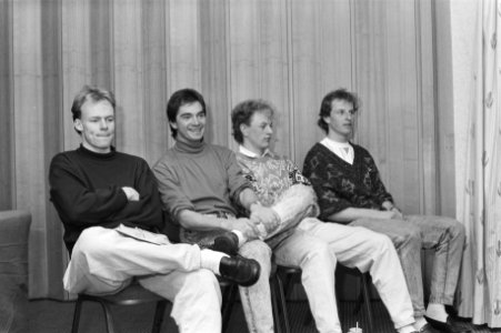 Schaatsploeg voor EK in Den Haag v.l.n.r. Anne Jan Portijk , Hein Vergeer, Ger, Bestanddeelnr 934-1737