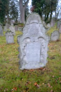 Schenklengsfeld, Historischer Friedhof, Grabstein (4)