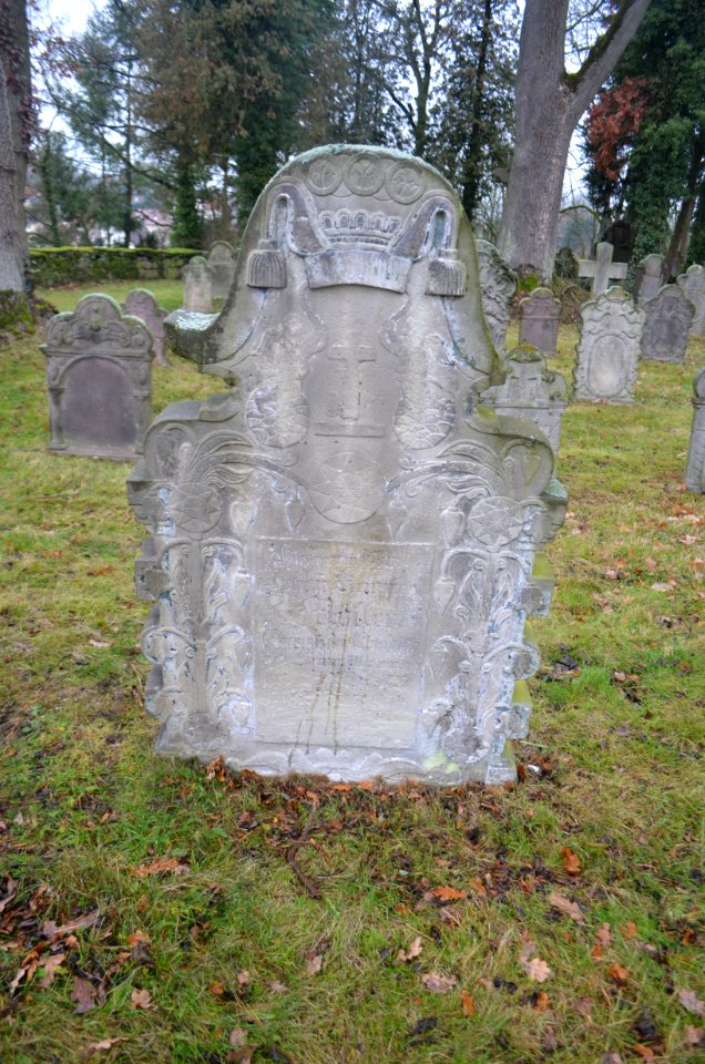 Schenklengsfeld, Historischer Friedhof, Grabstein (3)
