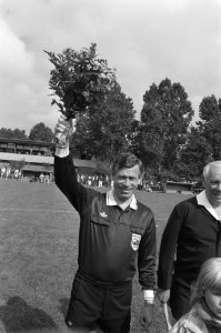 ScheidsrechterJan Keizer allerlaatste wedstrijd finale Ajax tegen PSV (c-elftall, Bestanddeelnr 934-2988