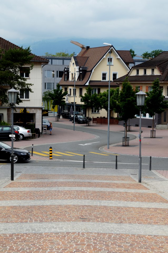 Schaan Kreuzung – WAF 300 J FL