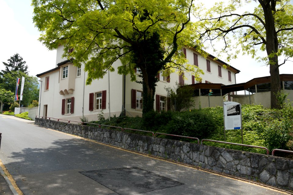 Schaan Bürgerheim – WAF 300 J FL