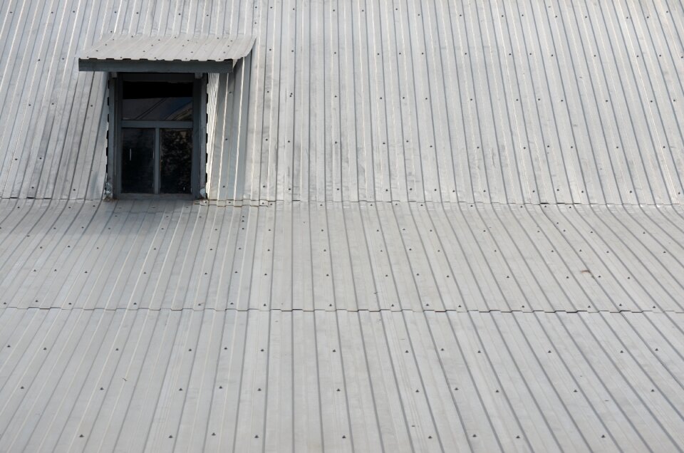 Construction window roof