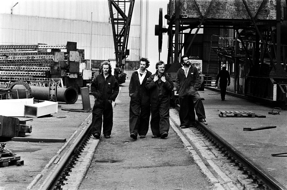 Scheepsbouw, arbeiders, Bestanddeelnr 930-3863