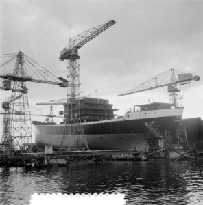 Scheepswerf C. van der Giessen & Zoonen's Scheepswerven N.V. , Krimpen aan den I, Bestanddeelnr 907-4126