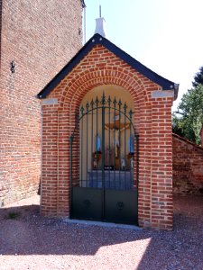 Sars-Poteries (Nord, Fr) chapelle St.lienard et N.D. des 7 douleurs