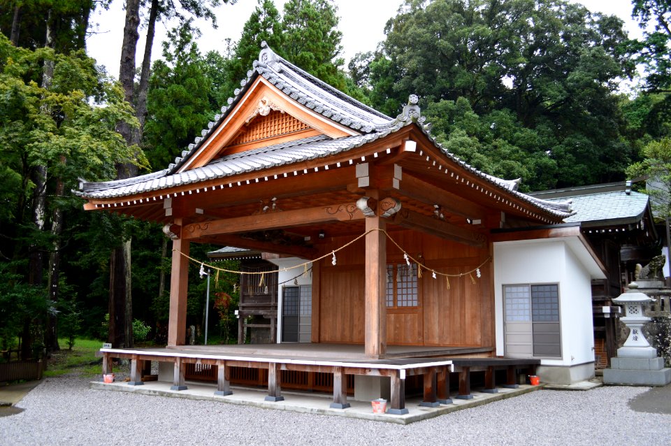Sasamuta-jinja kaguraden