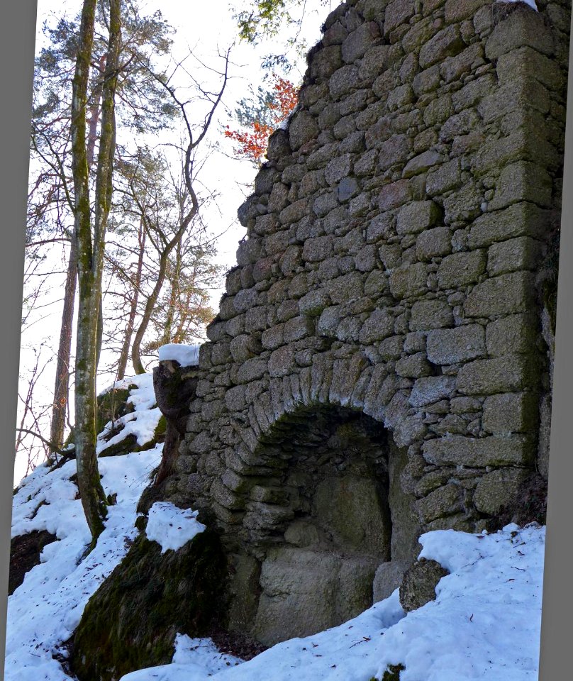 Saxenegg-1020305-Rundbogen-vonNorden