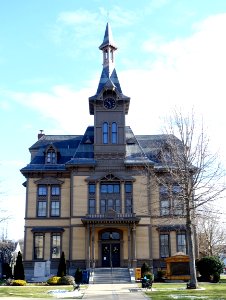 Saugus Town Hall - Saugus, Massachusetts - DSC04585