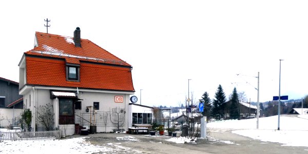 Saulgrub, Bahnhofsgebäude 2018, 2