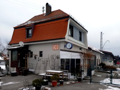 Saulgrub, Bahnhofsgebäude 2018, 1