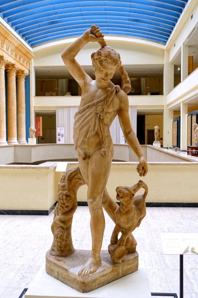 Satyr with panther, Roman copy of a variant from the 2nd century AD, perhaps from Italy, marble - Cinquantenaire Museum - Brussels, Belgium - DSC09035