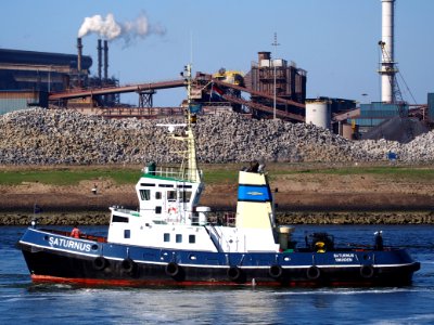Saturnus - IMO 7719052, at locks of IJmuiden, Port of Amsterdam, pic1