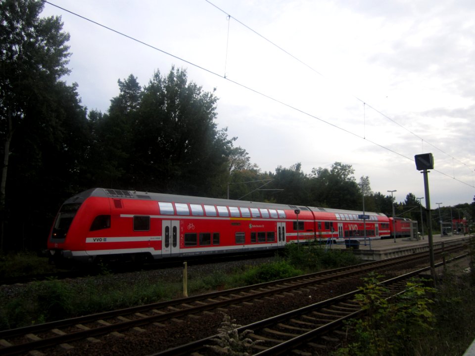 S-Bahn S2 in Dresden-Klotzsche
