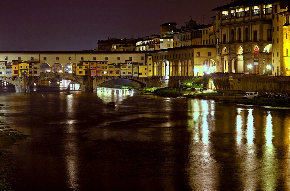 Tuscany arno ponte vecchia