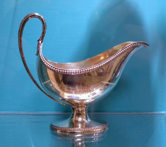 Sauce boat, by William Holmes, England, 1781, silver - Portland Museum of Art - Portland, Maine - DSC04091