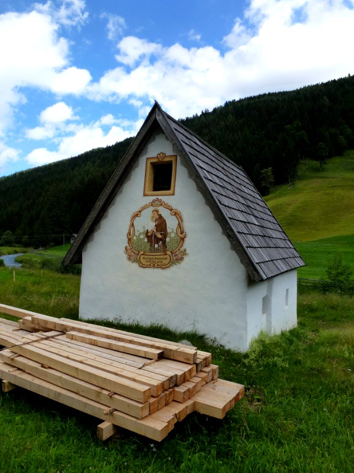 Sarntal-Antoniuskapelle-beim-Gisser