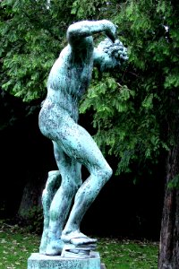 Satyr med klangbekkener