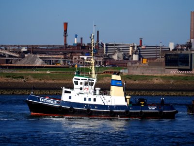 Saturnus - IMO 7719052, at locks of IJmuiden, Port of Amsterdam, pic2