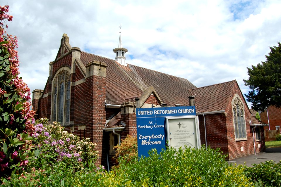 Sarisbury Green United Reformed Church, Bridge Road, Sarisbury (May 2019) (5)