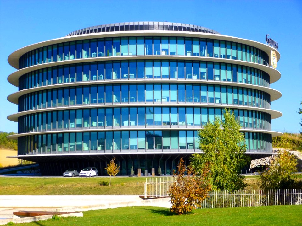 Sarriguren (Egüés) - Parque de la Innovación de Navarra-Enclave Energía y Medio Ambiente, Gamesa II (7)