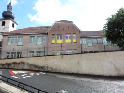 Sarraltroff (Moselle) école primaire