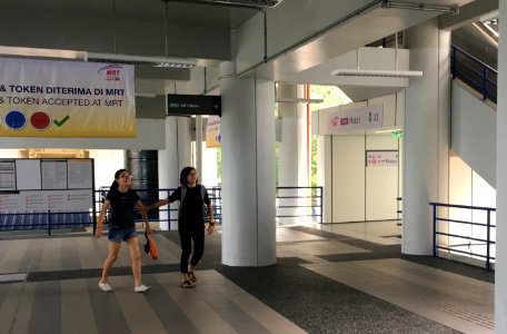 SBK Line Maluri Station Linkway 4