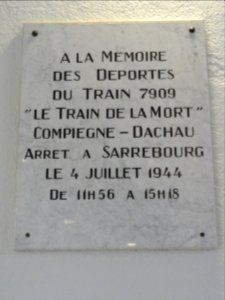 Sarrebourg (Moselle) gare plaque train de la mort 1944
