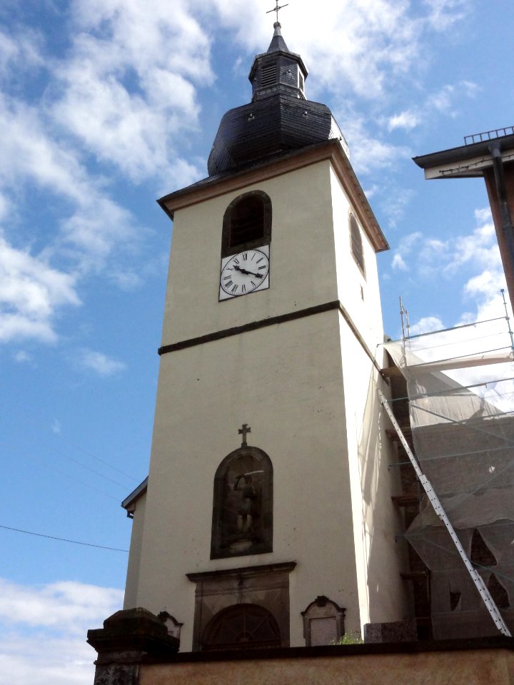 Sarraltroff (Moselle) église (01)