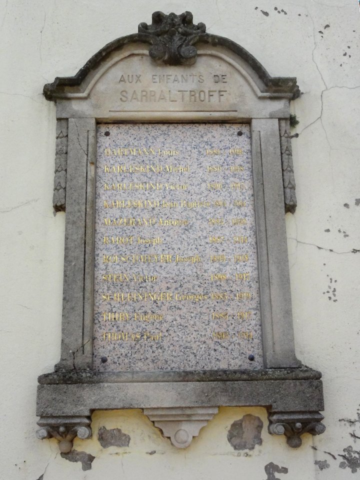 Sarraltroff (Moselle) église (06), plaque guerre B