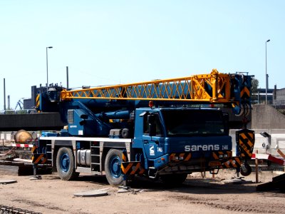 Sarens 2465 telescopic crane