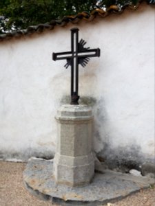Sathonay-Village - Route de Saint-Trivier, croix (1)