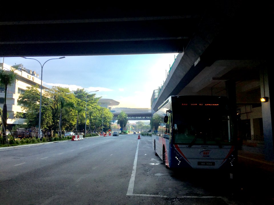 SBK Line Bandar Utama Feeder Bus Stop 2