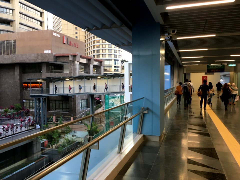 SBK Line Bandar Utama Entrance B 18