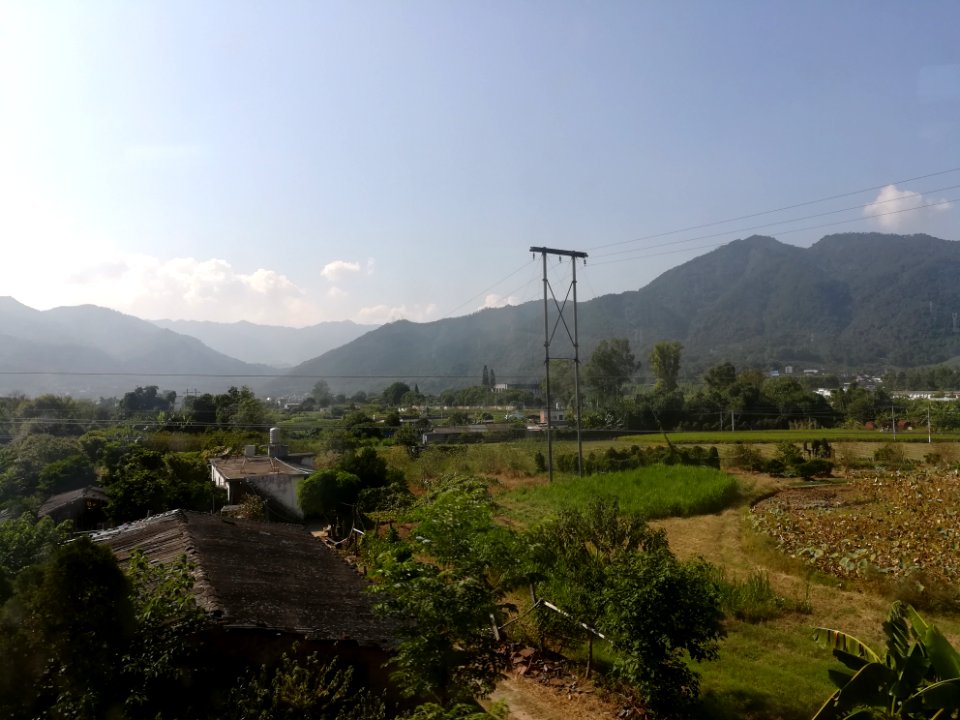 Scenery of Pingshi Town (former Luojiadu Town) in Lechang, Guangdong, China, picture1