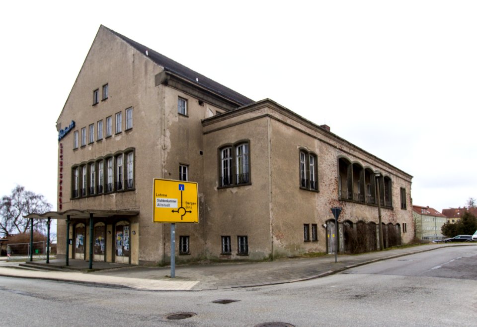 Sassnitz, Stralsunder Straße 43 - Lichtspielhaus (5)