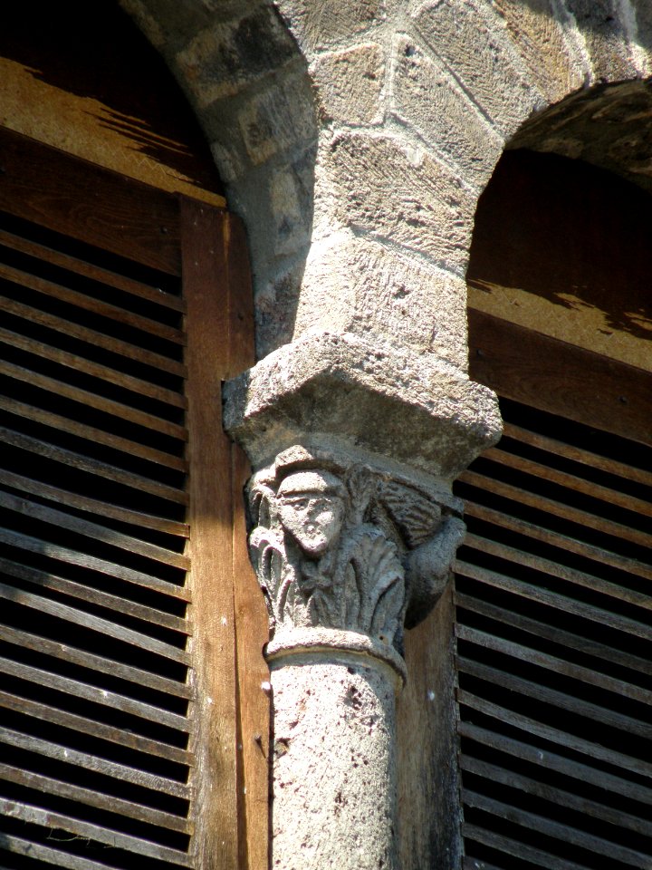 Saurier Eglise Sainte-Radegonde5