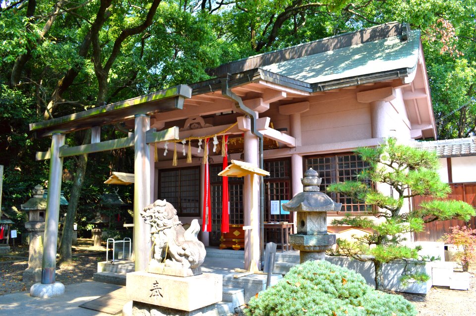 Sasutahiko-jinja haiden-02