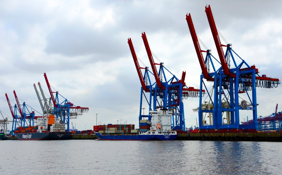 Hamburg site harbour cranes