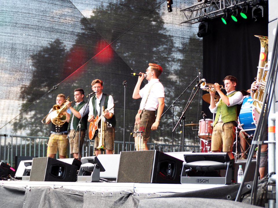 Saustoimusi Jahrhundertsud Festival (13)