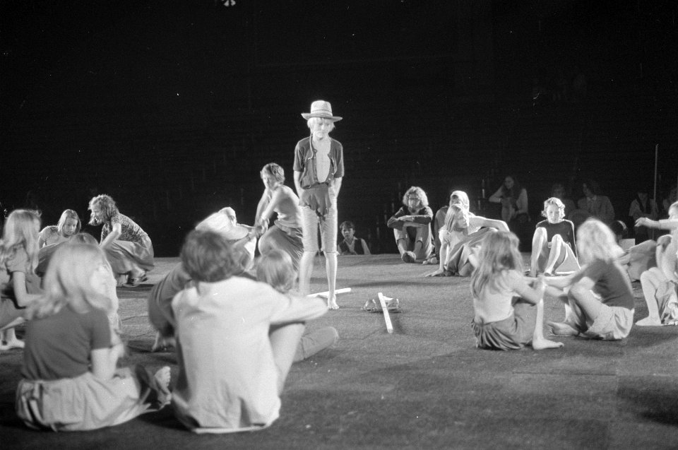 Scène tijdens repetitie, Bestanddeelnr 924-6570