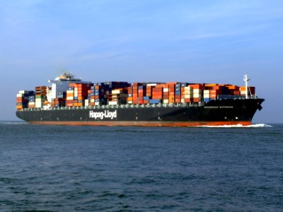 Savannah Express p4 approaching Port of Rotterdam, Holland 18-Jan-2005