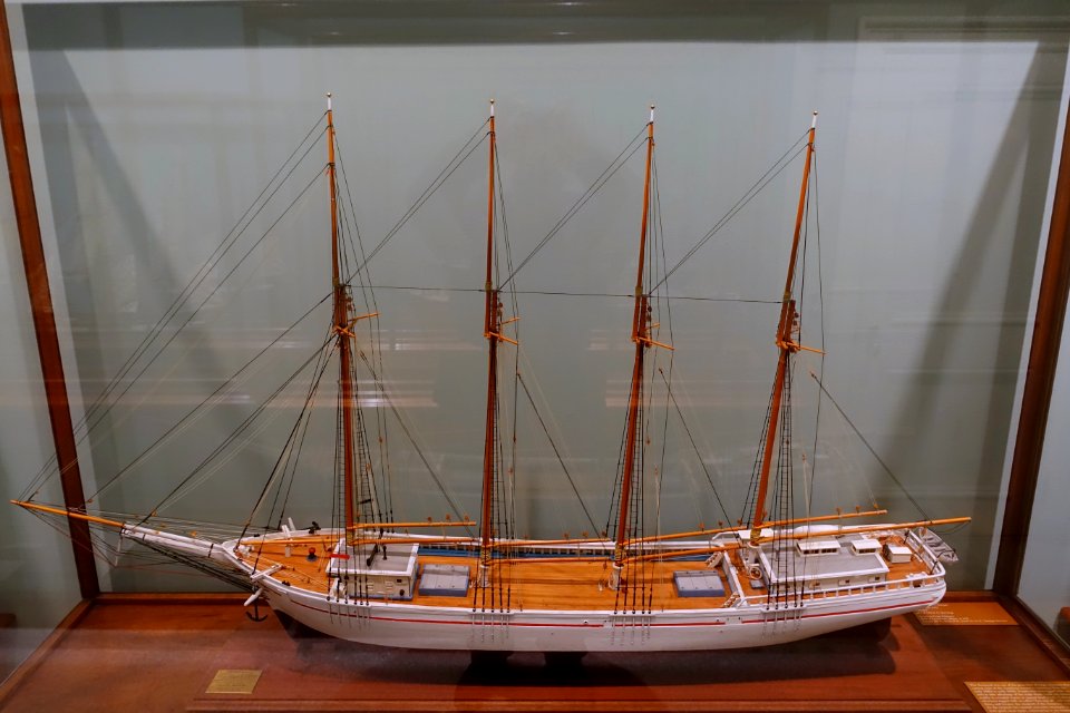 Savannah, Frederick W. Snow, American cargo schooner, built at Kennebunk ME, 1901 - Addison Gallery of American Art - Phillips Academy Andover - Andover, Massachusetts - DSC05303