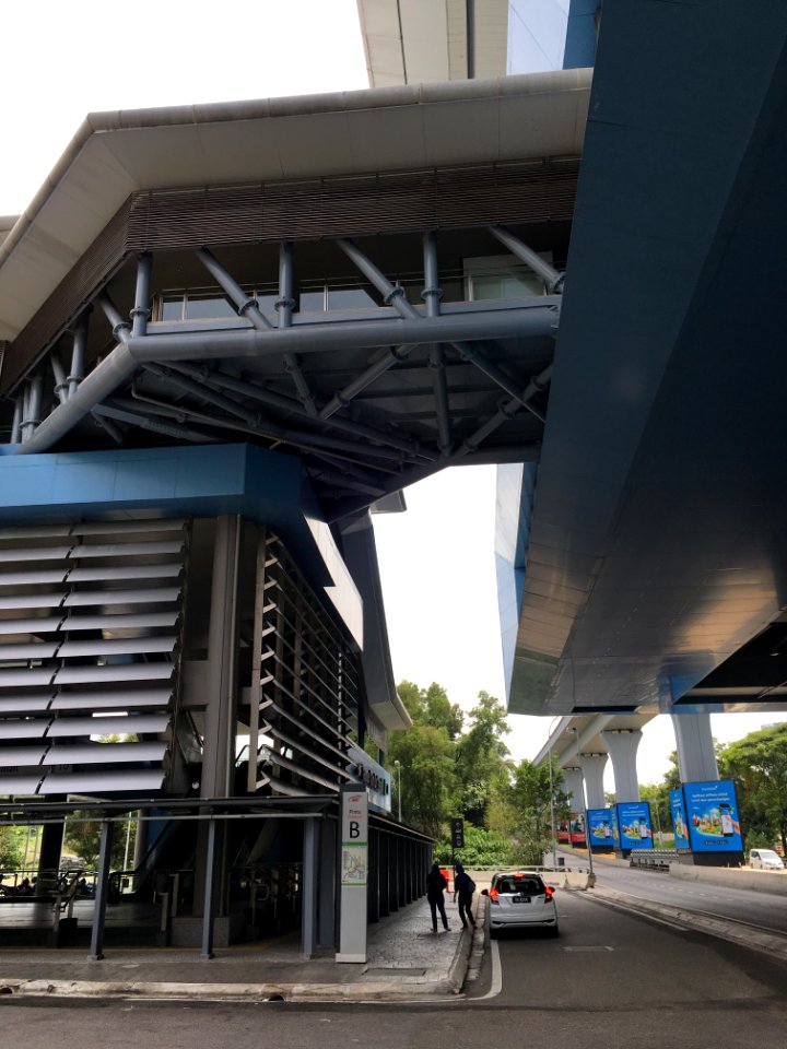 SBK Line Taman Tun Dr Ismail Entrance B 3