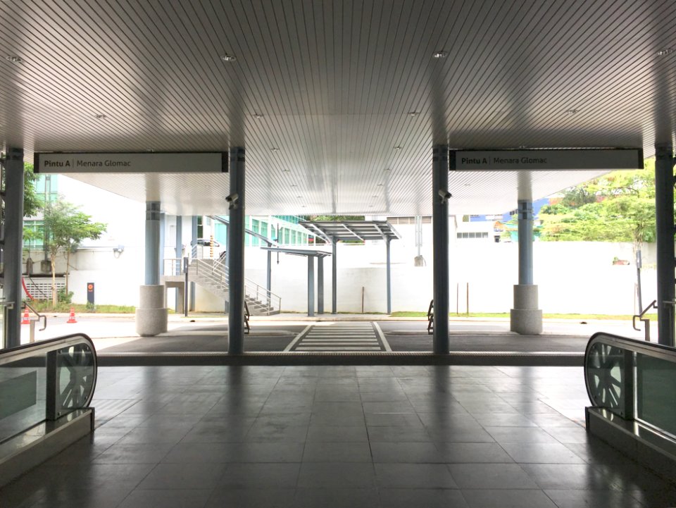 SBK Line Taman Tun Dr Ismail Entrance A 3