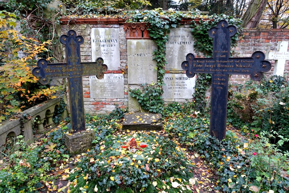 Schmidt family - Alter Domfriedhof der St.-Hedwigsgemeinde, Berlin - DSC09844