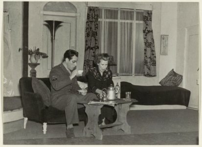 Scène uit Als de tortel roept, met Ko van Dijk en Mary Dresselhuys. NL-HlmNHA 54004759